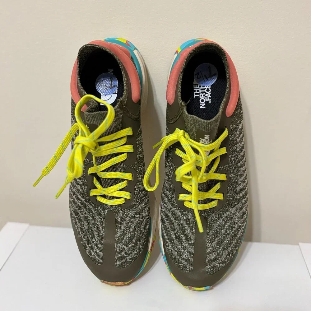 The North Face Vectiv Escape Knit Trail Shoes, Size 7.5 - Picture 8 of 9